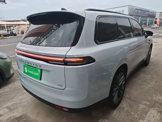 Leapmotor C16 — Фото автомобиля 6