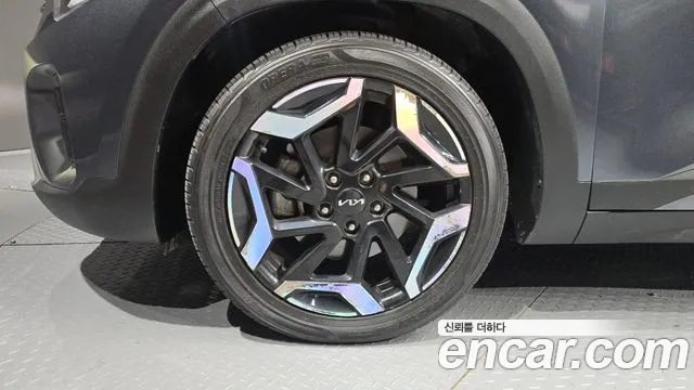 Kia Seltos — Фото автомобиля 5