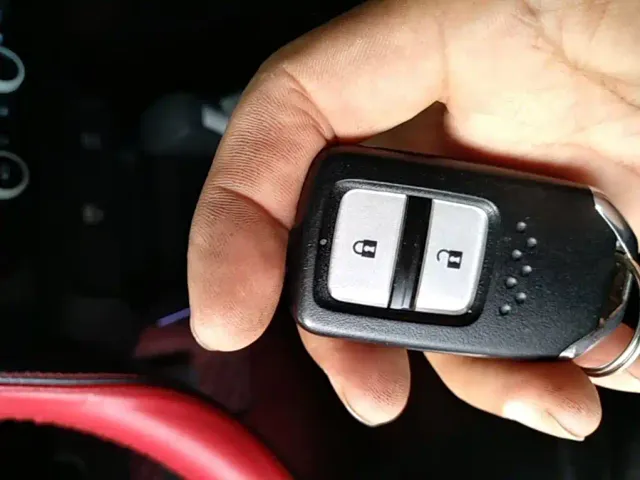 Honda Fit — Фото автомобиля 8