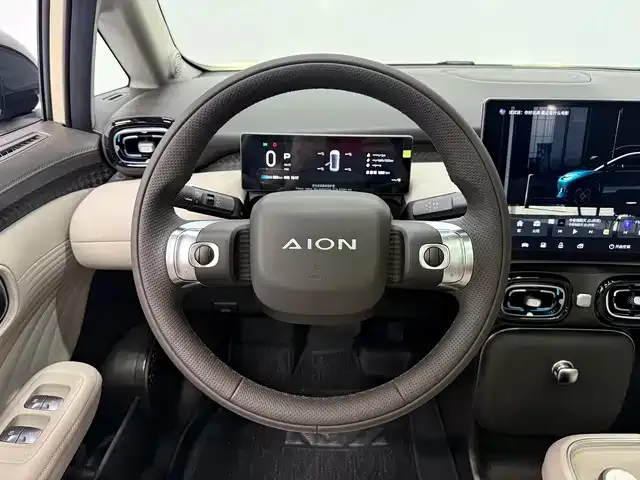 GAC Aion UT — Фото автомобиля 5