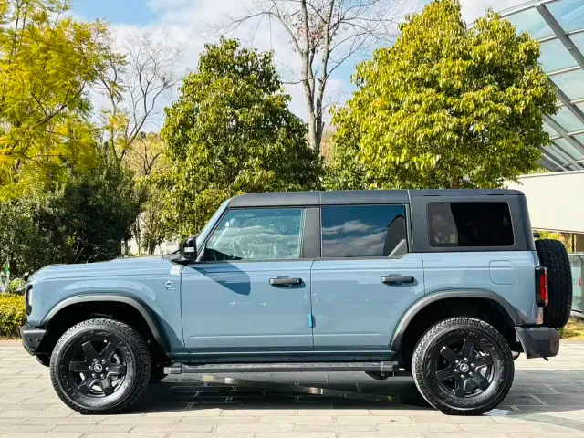 Ford Bronco — Фото автомобиля 4