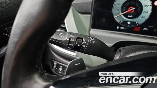 Kia Seltos Новый Seltos Бензин 2.0 2WD — Фото автомобиля 18