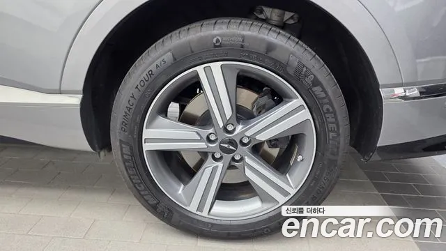 Genesis GV80 — Фото автомобиля 17