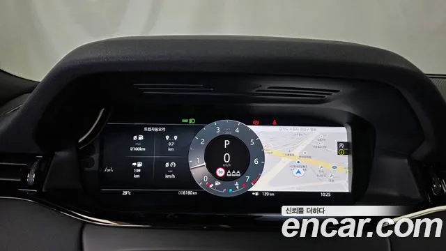 Land Rover Range Rover Evoque — Фото автомобиля 8