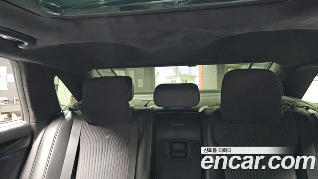 Hyundai Grandeur Grandeur (GN7) 3.5 Бензин 2WD — Фото автомобиля 28