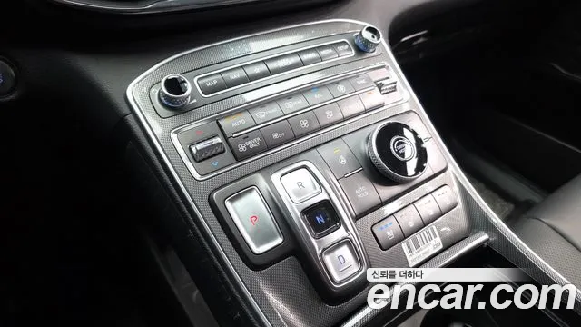 Hyundai Santafe — Фото автомобиля 9