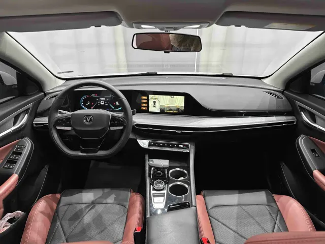 Changan Eado — Фото автомобиля 13