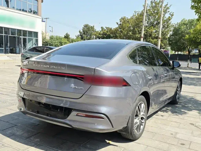 BYD Qin PLUS — Фото автомобиля 18