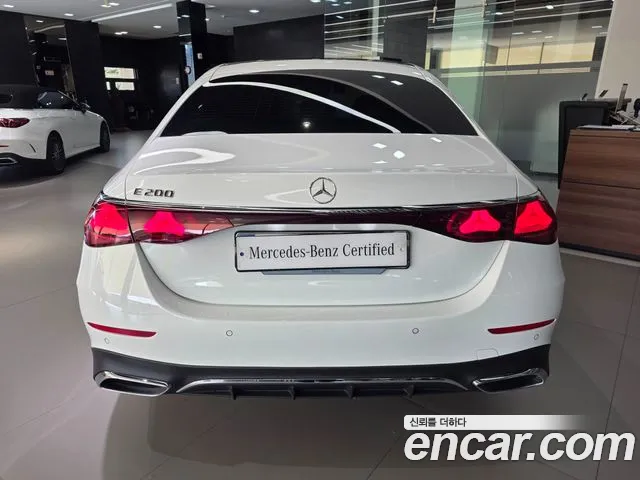 Mercedes-Benz E-Class W214 — Фото автомобиля 4