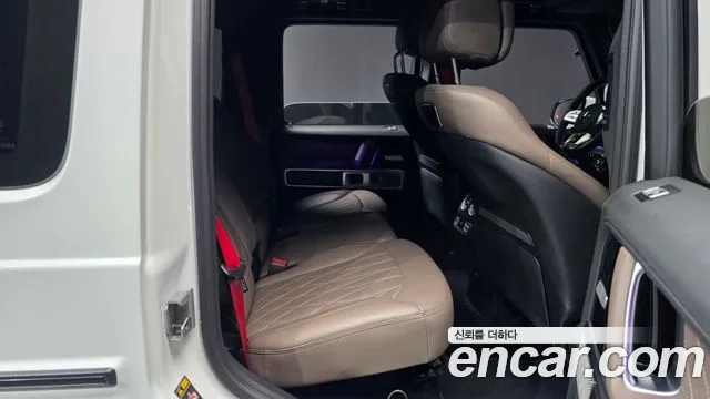 Mercedes-Benz G-Class — Фото автомобиля 12