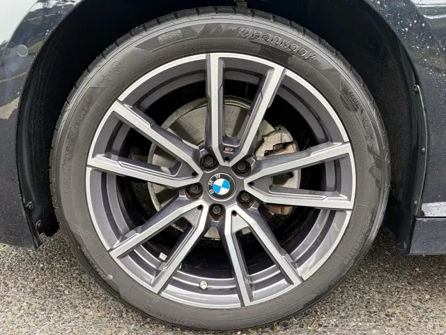 BMW 3 Series — Фото автомобиля 16