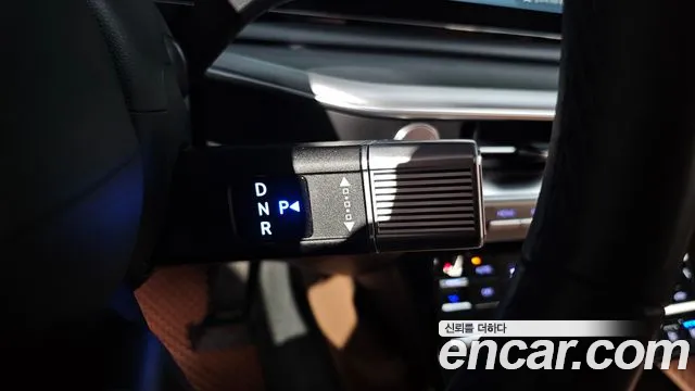 Hyundai Grandeur GN7 — Фото автомобиля 12
