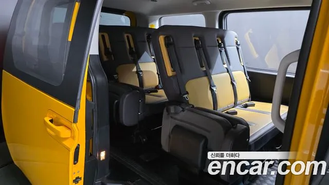 Hyundai Staria — Фото автомобиля 17