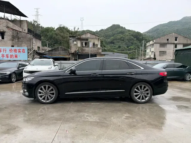 Ford Taurus — Фото автомобиля 2