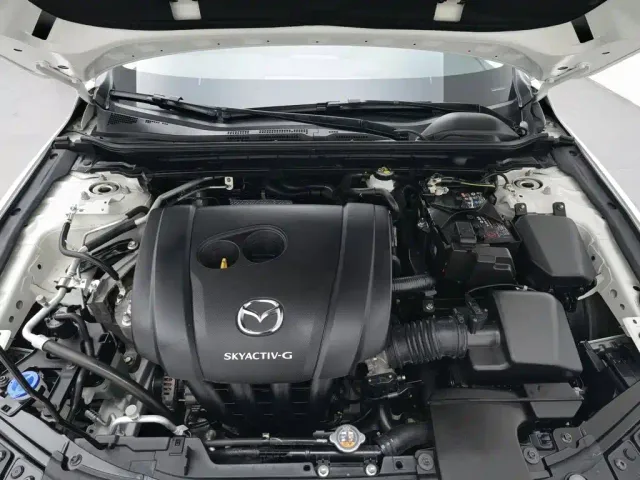 Mazda Axela — Фото автомобиля 6