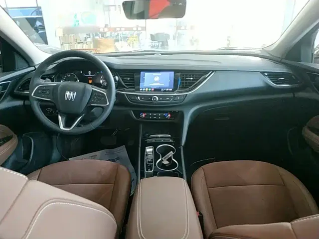 Buick Regal — Фото автомобиля 9
