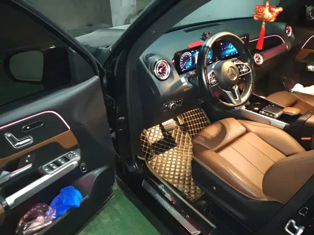 Mercedes-Benz GLB-Class — Фото автомобиля 12