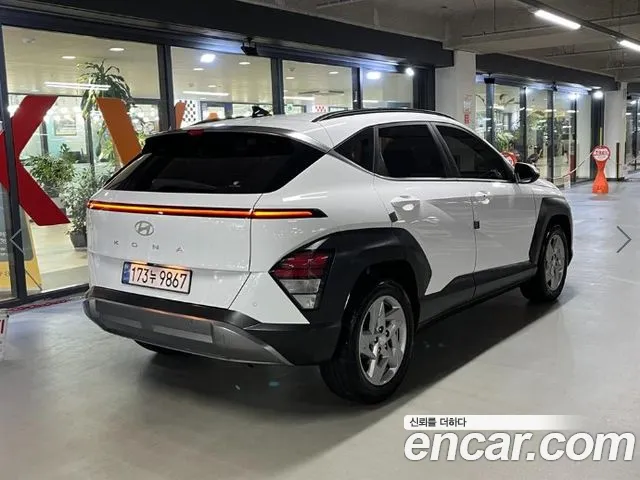 Hyundai Kona SX2 — Фото автомобиля 4