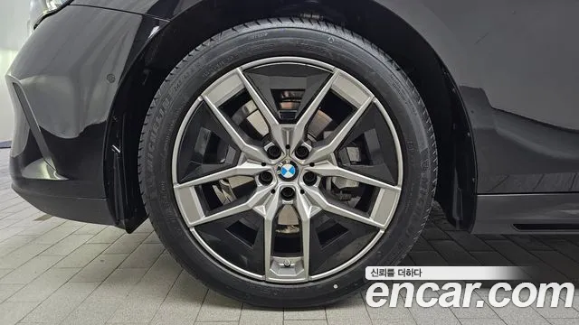 BMW 5-Series — Фото автомобиля 5