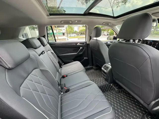 Volkswagen Tiguan L — Фото автомобиля 9