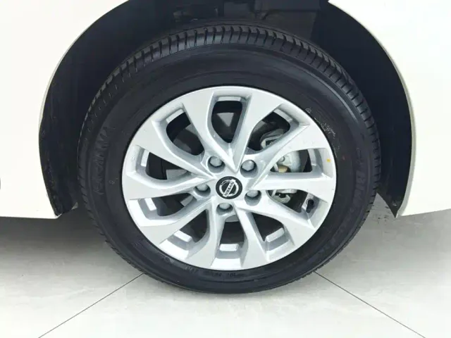 Nissan Sylphy — Фото автомобиля 6