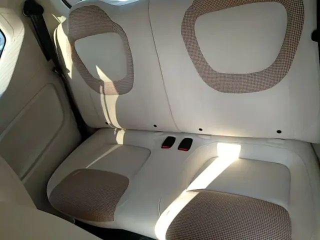 Wuling Hongguang Mini EV — Фото автомобиля 16