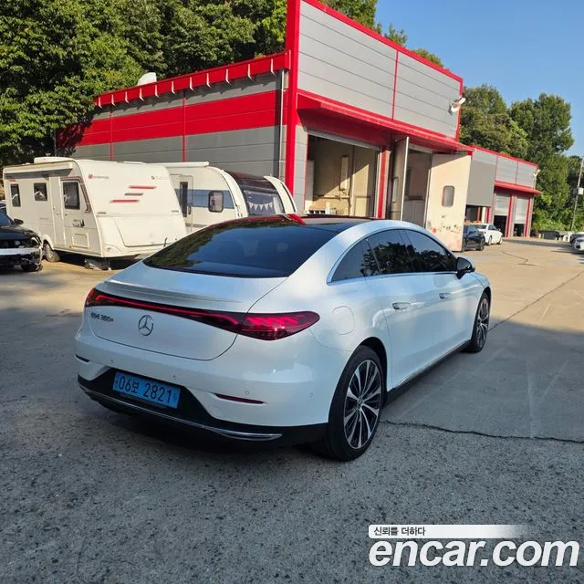 Mercedes-Benz EQE V295 — Фото автомобиля 6