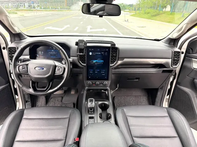 Ford Ranger — Фото автомобиля 5
