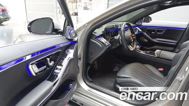 Mercedes-Benz S-Class — Фото автомобиля 10