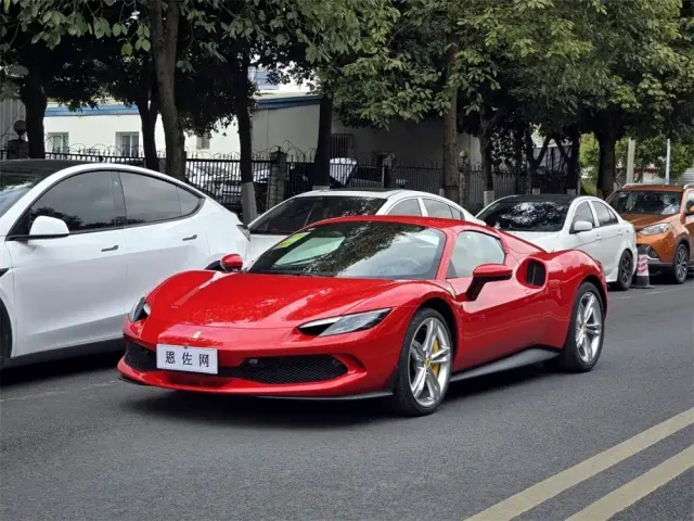 Фотография автомобиля — Ferrari 296
