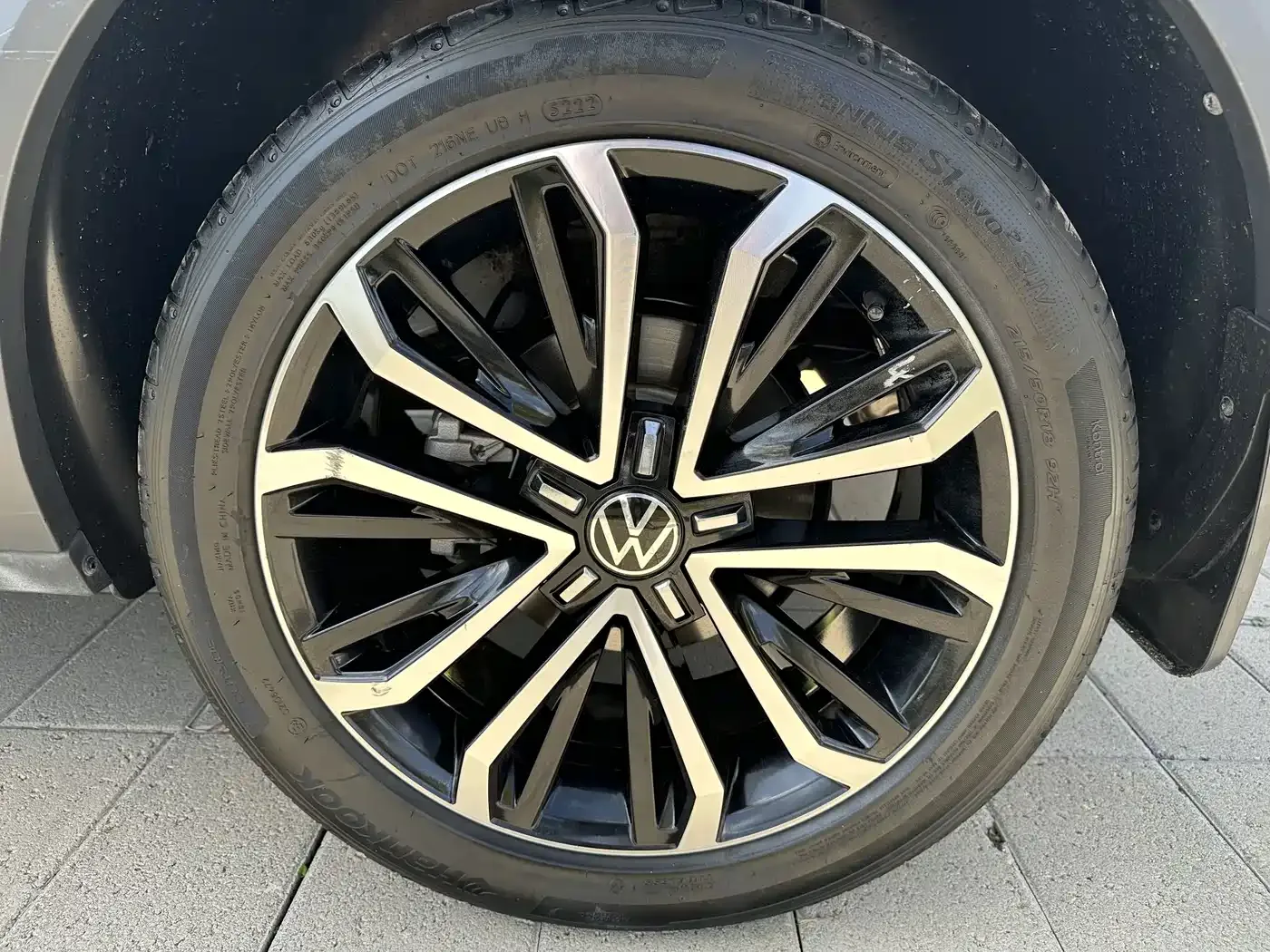 Volkswagen Volkswagen T-ROC 2022 280TSI DSG 2WD Comfort PLUS — Фото автомобиля 28