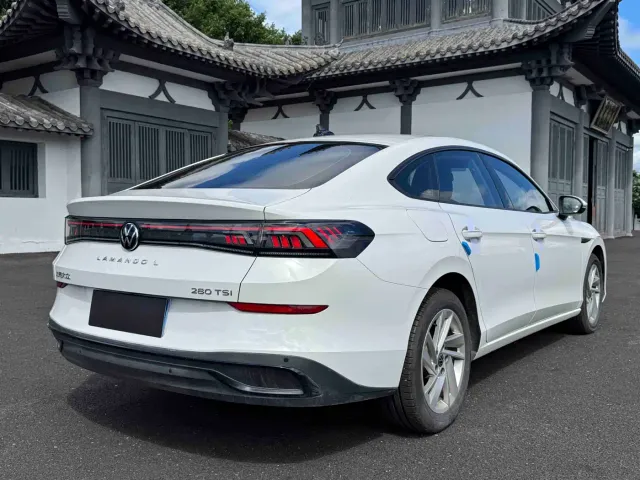 Volkswagen Lamando — Фото автомобиля 6