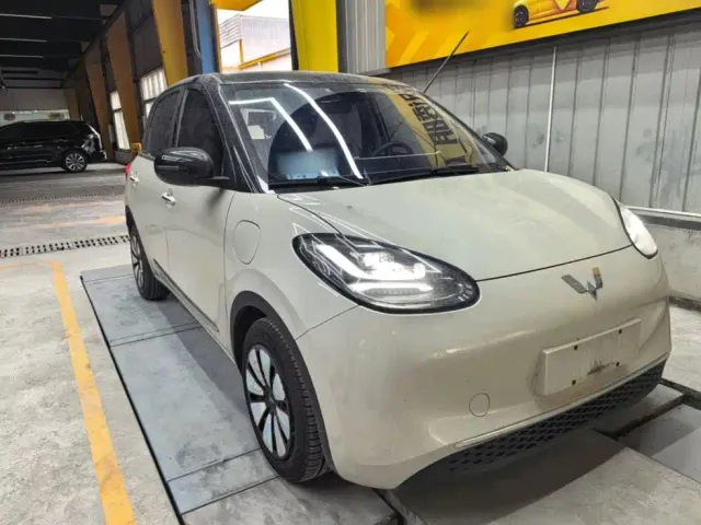 Wuling Bingo — Фото автомобиля 3