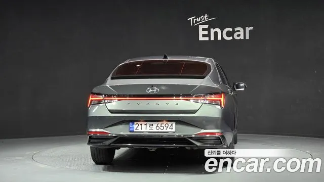 Hyundai AVANTE Avante (CN7) — Фото автомобиля 4