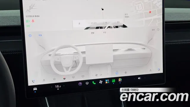 Tesla Model Y — Фото автомобиля 25
