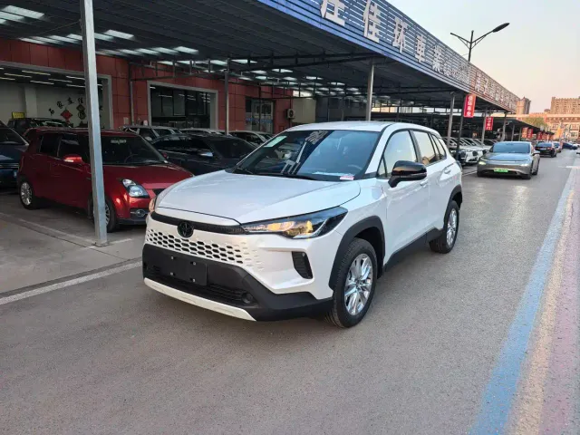 Toyota Corolla Cross — Фото автомобиля 2