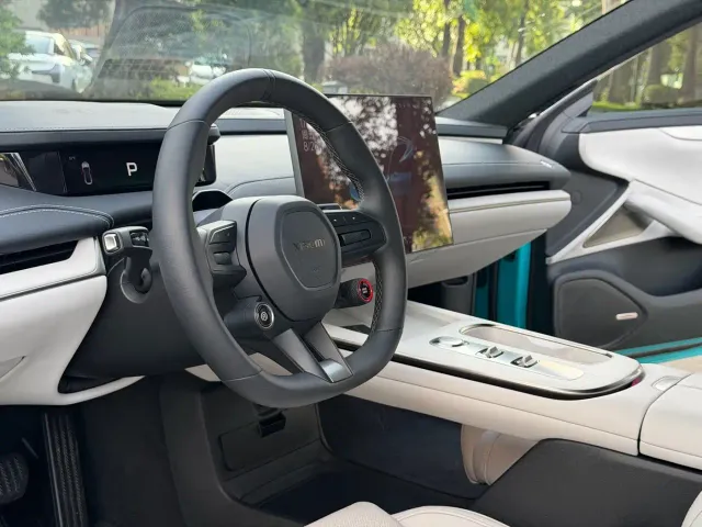 Xiaomi SU7 — Фото автомобиля 17
