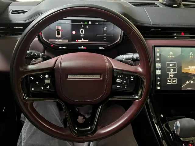 Land Rover Range Rover Sport — Фото автомобиля 6
