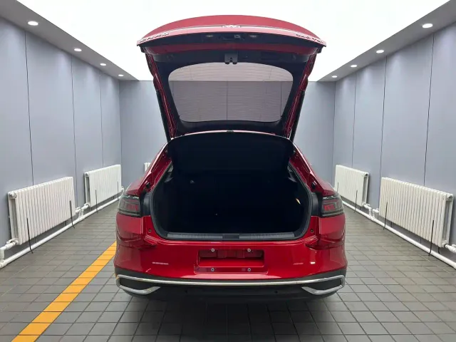 Volkswagen Lamando — Фото автомобиля 19
