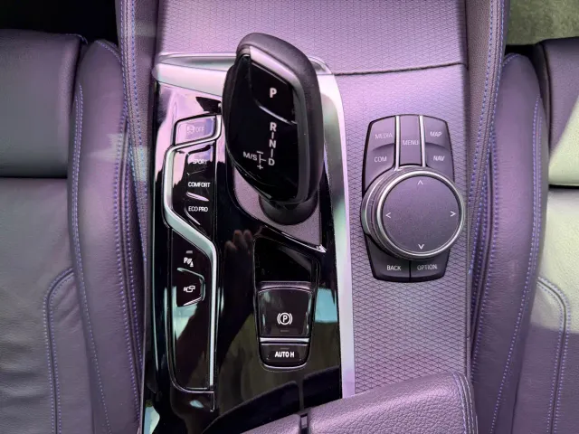 BMW 5 Series — Фото автомобиля 13