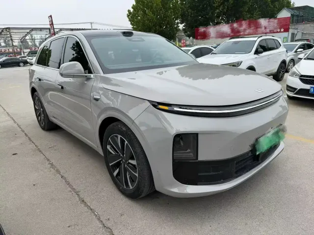Li Auto L6 — Фото автомобиля 3