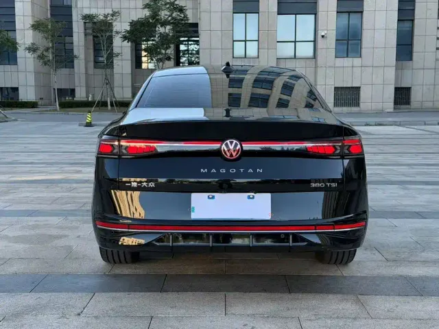 Volkswagen Magotan — Фото автомобиля 3