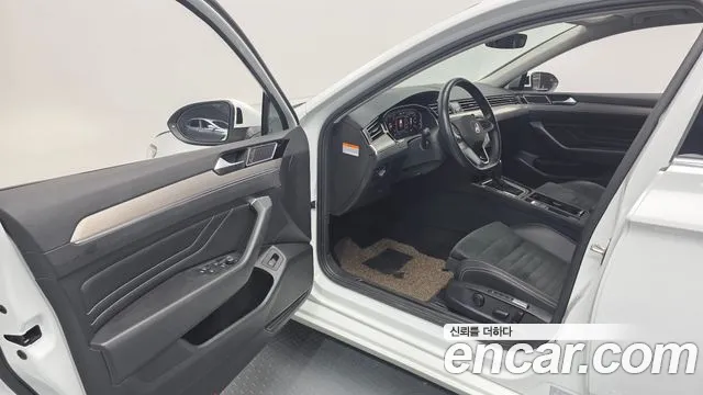 Volkswagen Passat Passat GT(B8) 2.0 TDI Premium — Фото автомобиля 11