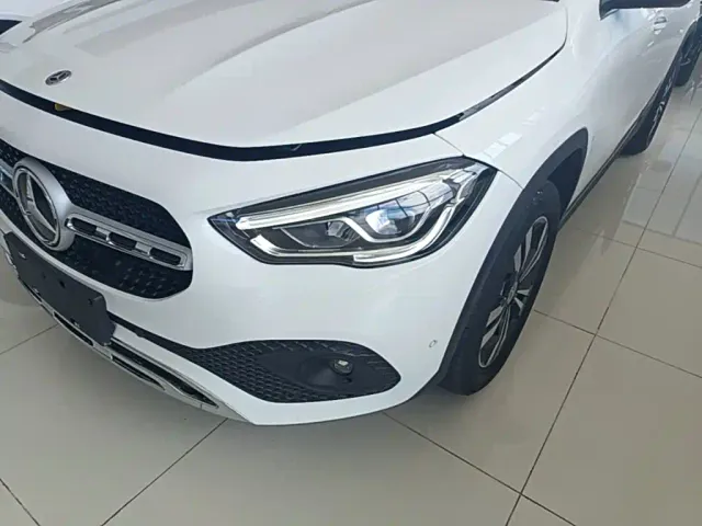 Mercedes-Benz GLA-Class — Фото автомобиля 23