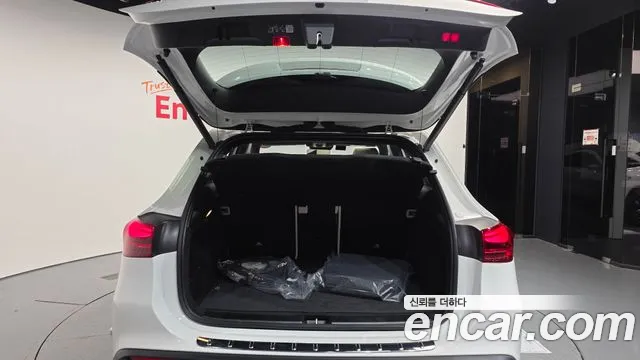 Mercedes-Benz EQA — Фото автомобиля 20