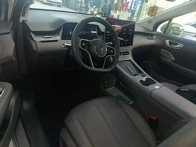 Shangjie Shangjie SUV 2025 Model Extended Range Pro — Фото автомобиля 9