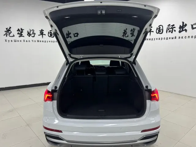 Audi Q3 — Фото автомобиля 12