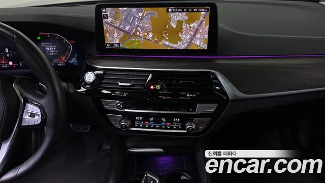 BMW 5 Series G30 — Фото автомобиля 18
