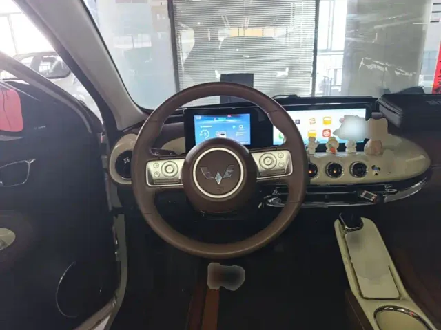 Wuling Bingo — Фото автомобиля 10