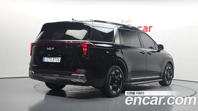 Kia Canival Новый Carnival 4 поколение Бензин 7 мест Noblesse — Фото автомобиля 2